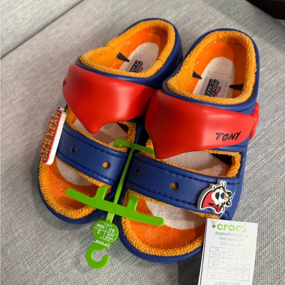 NWT Frosted Flakes × Crocs Cozzzy Sandals Size Men’s 4 women’s 6